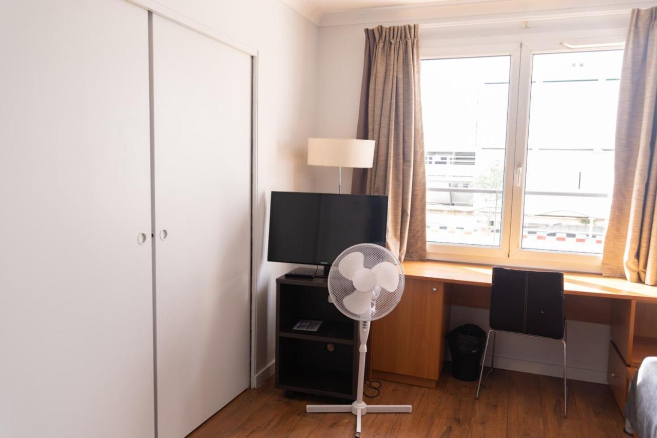 Confortable Apartment Near Porte De Versailles Issy-les-Moulineaux Eksteriør billede